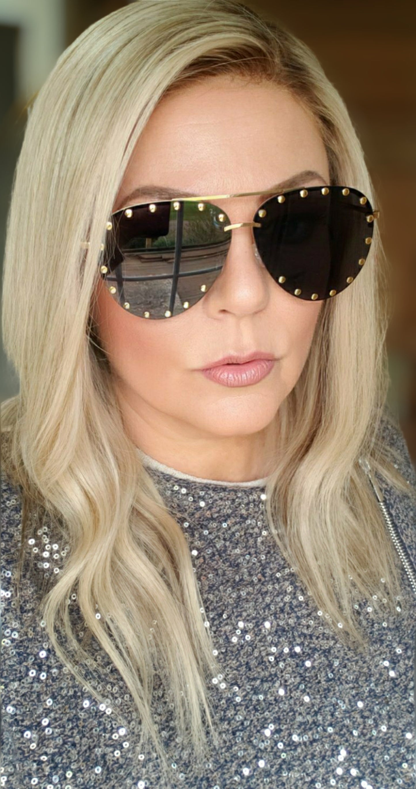 In Vogue International “Leslie” 5x5 Closure Lace Wig
