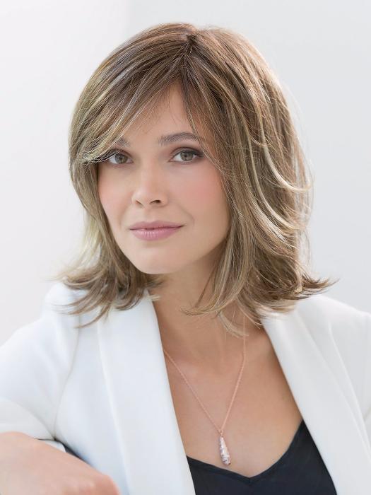 ELLEN WILLE Spirit II in BERNSTEIN ROOTED | Light Brown Base with Subtle Light Honey Blonde and Light Butterscotch Blonde Highlights and Dark Roots