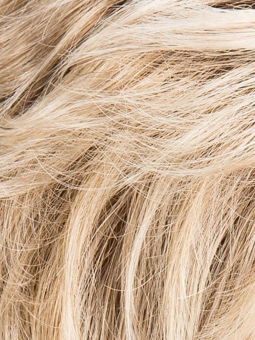 CHAMPAGNE ROOTED 24.22.14 | Light Beige Blonde, Medium Honey Blonde, and Platinum Blonde blend with Dark Roots