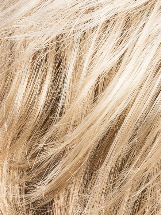 CHAMPAGNE ROOTED - 22.25.16 | Light Beige Blonde, Medium Honey Blonde, and Platinum Blonde blend with Dark Roots