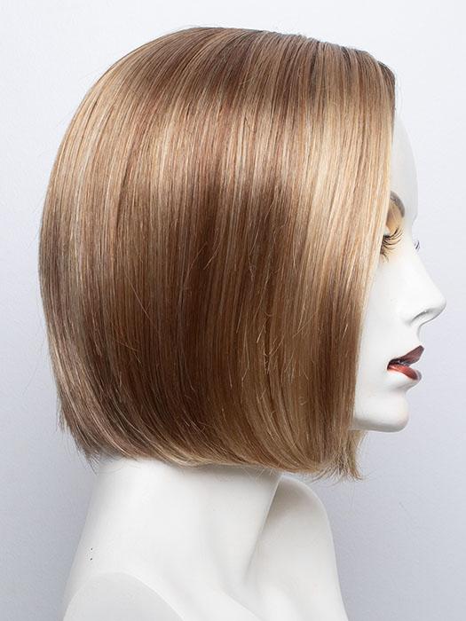 GINGER ROOTED 26.27.19 | Light Honey Blonde, Light Auburn, and Medium Honey Blonde blend with Dark Roots